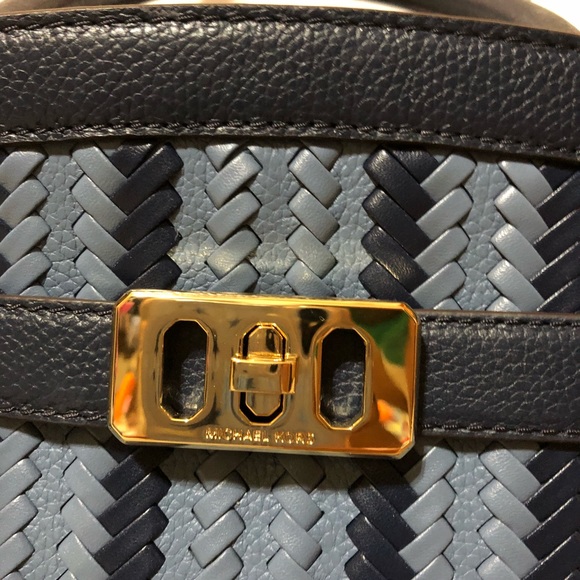 Michael Kor Karson handbags - Picture 2 of 6